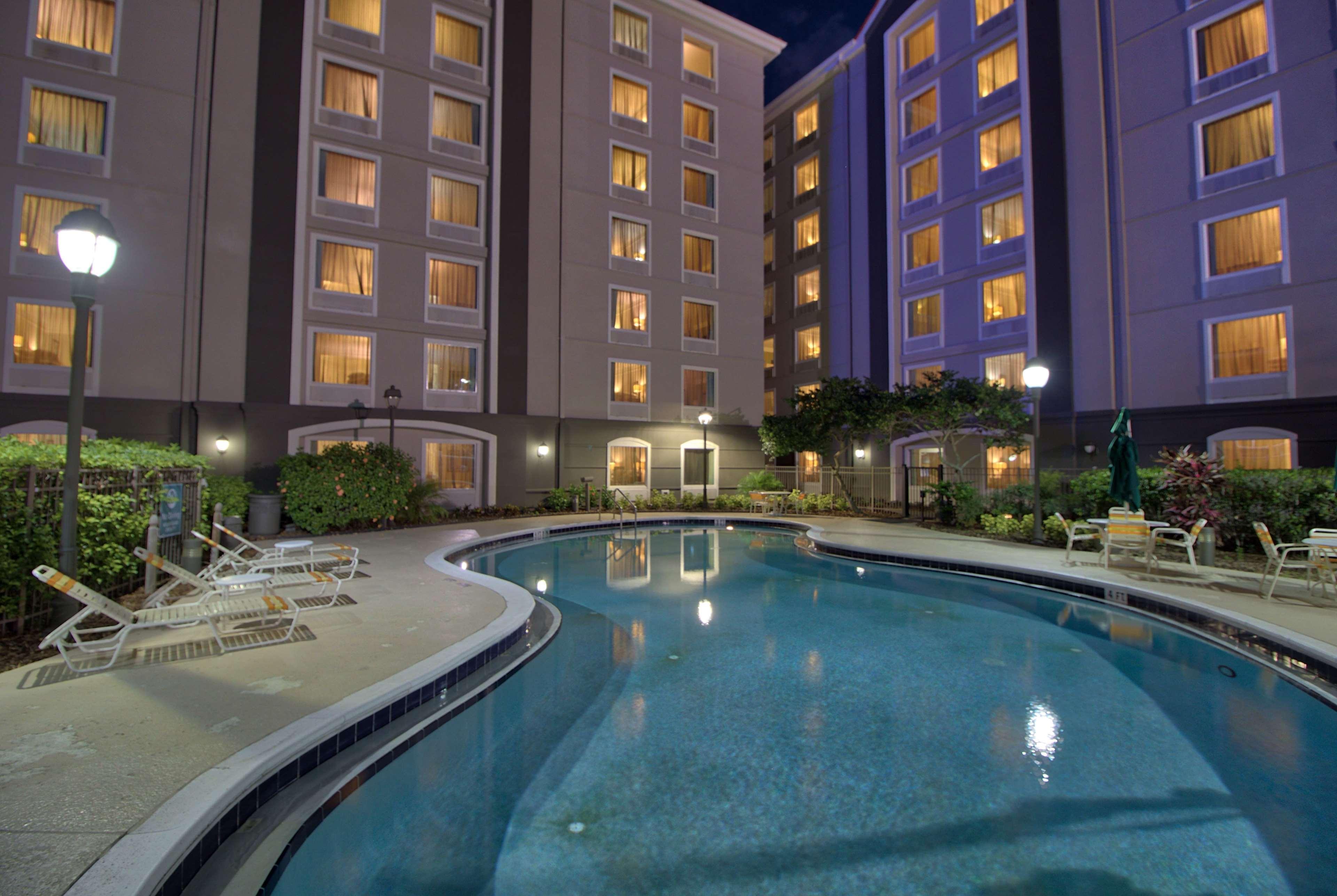 La Quinta By Wyndham Orlando I Drive/Conv Center Hotel Williamsburg Exterior photo